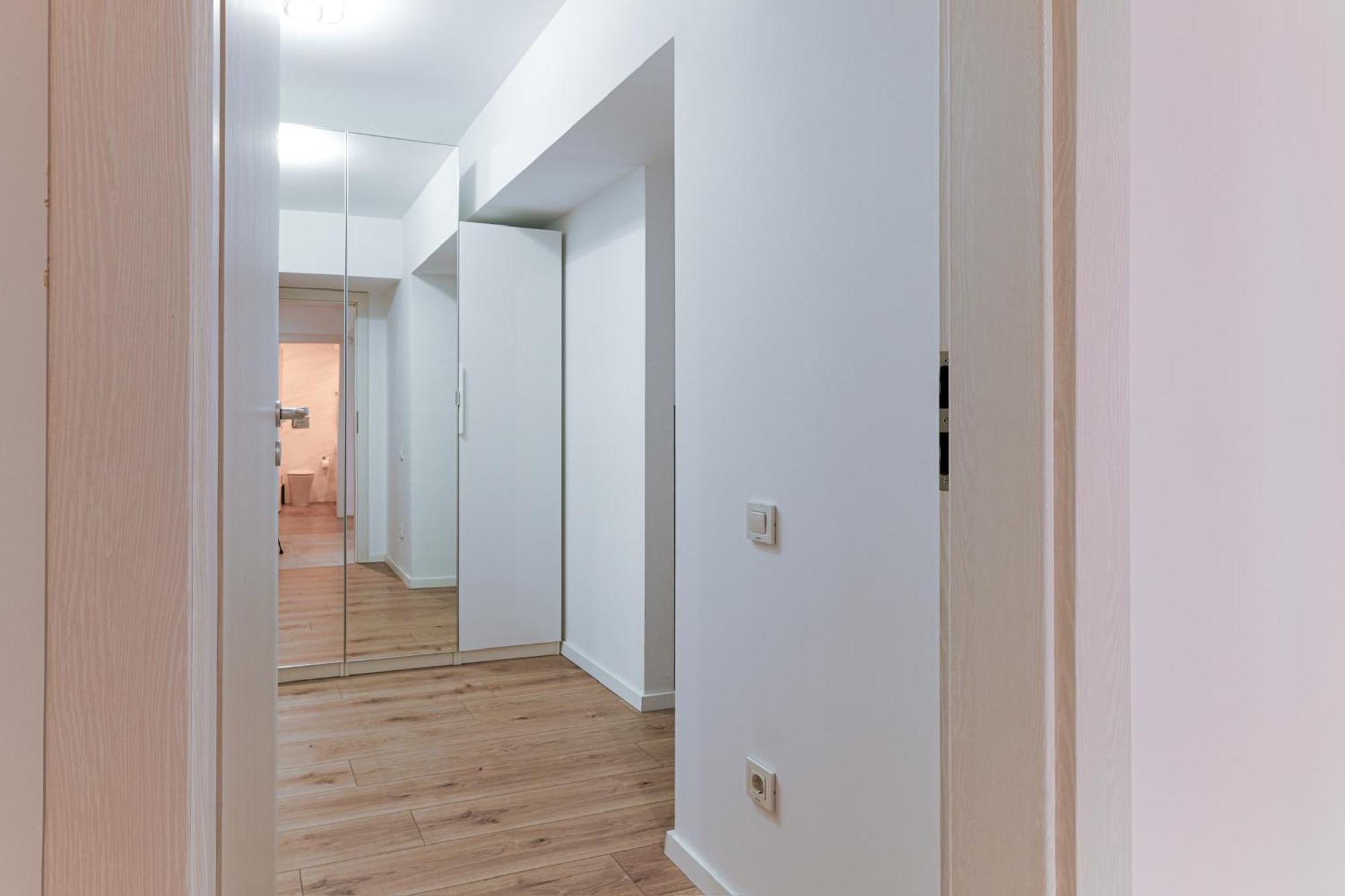 Sandra - Park-View Apt With Balcony & Parking Bucureşti Eksteriør bilde